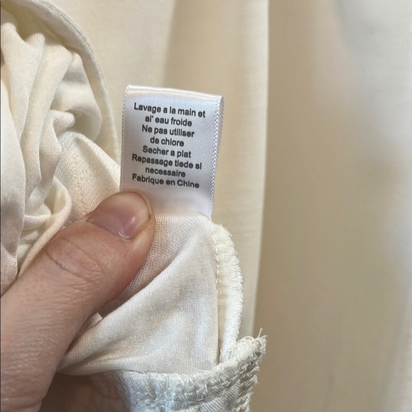 Bordeaux White Textured Herringbone Quilted Tank Top - Size Small - Picture 15 of 15